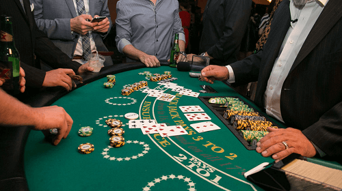 are vegas blackjack face up or down